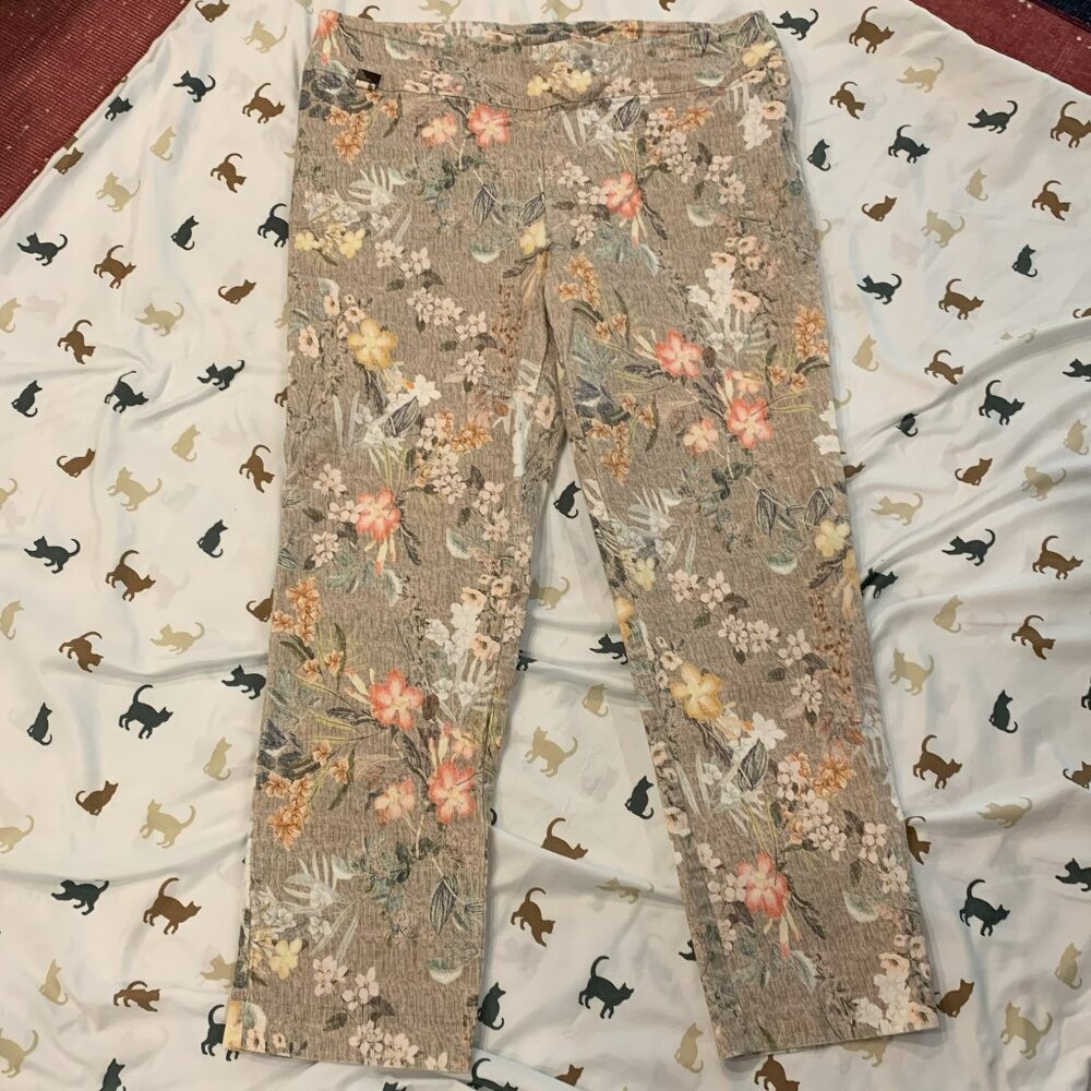 Lisette Floral Print Pull On Pants
